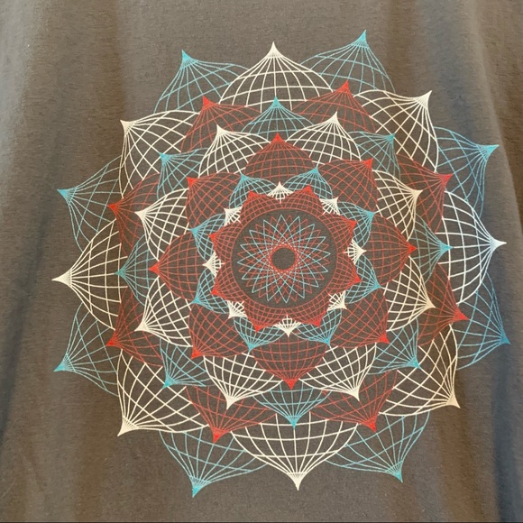 Threadless | Cropped Tee Shirt - Picture 4 of 9